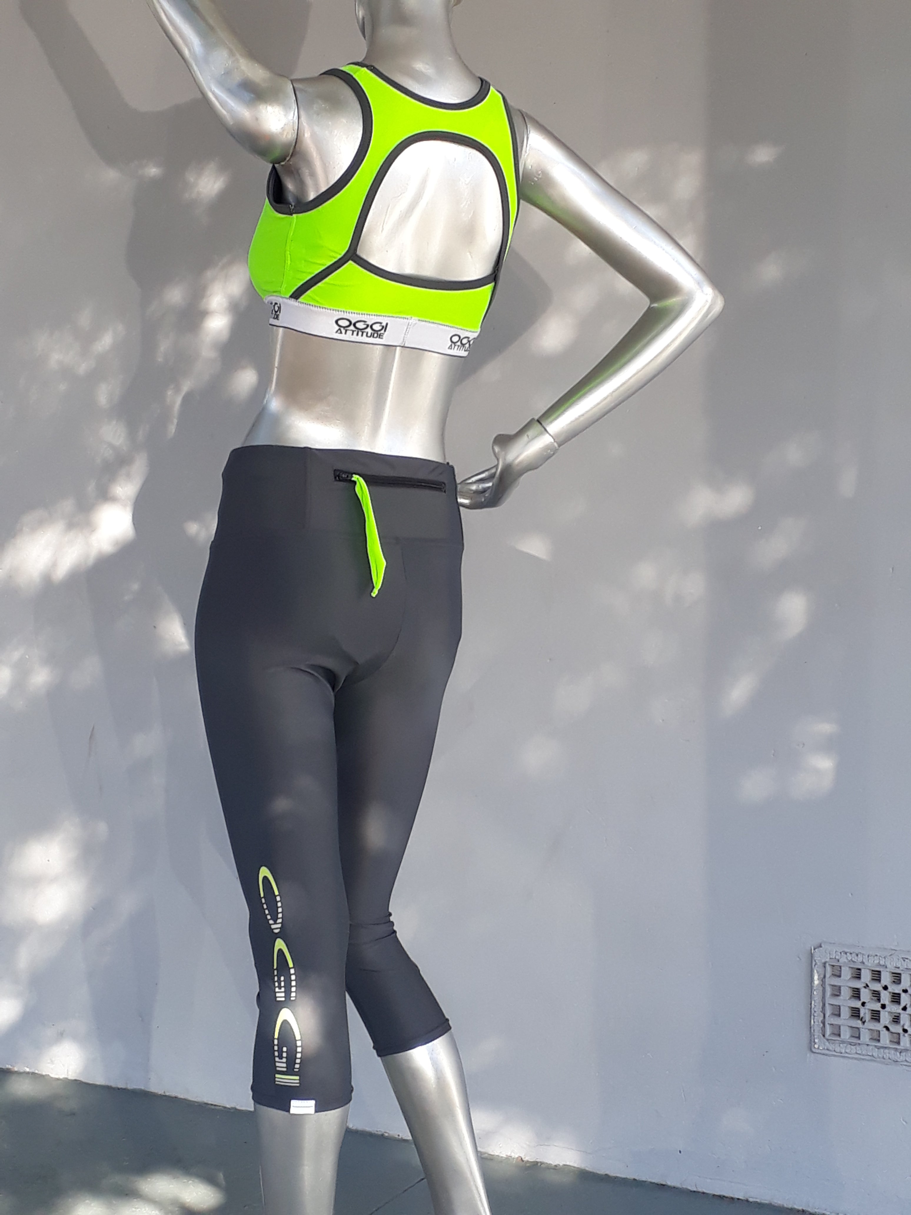 100 Ladies 3/4 Run Tights