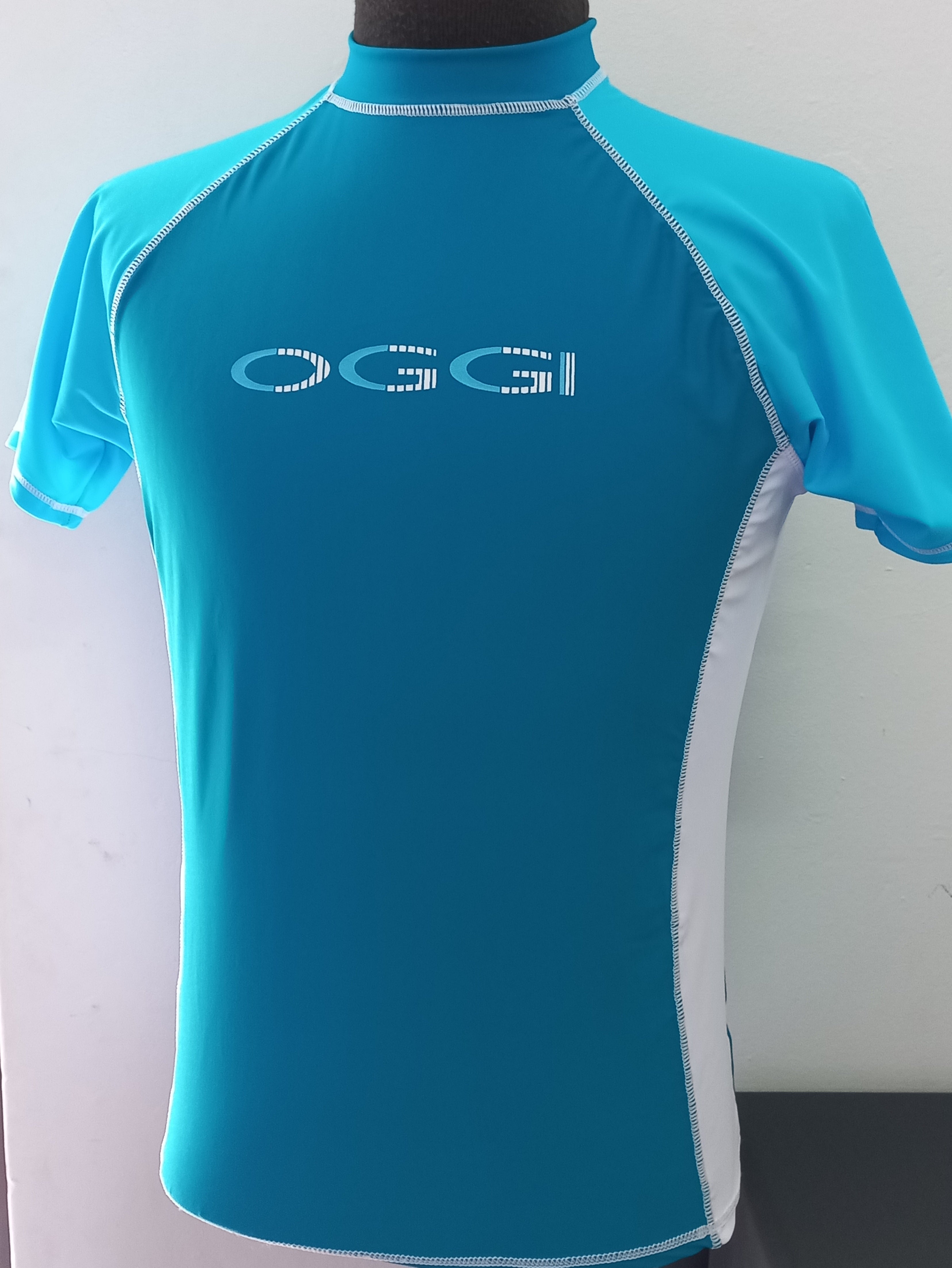 651 Adults Plain Rash Vest short sleeve with chest print 21/06