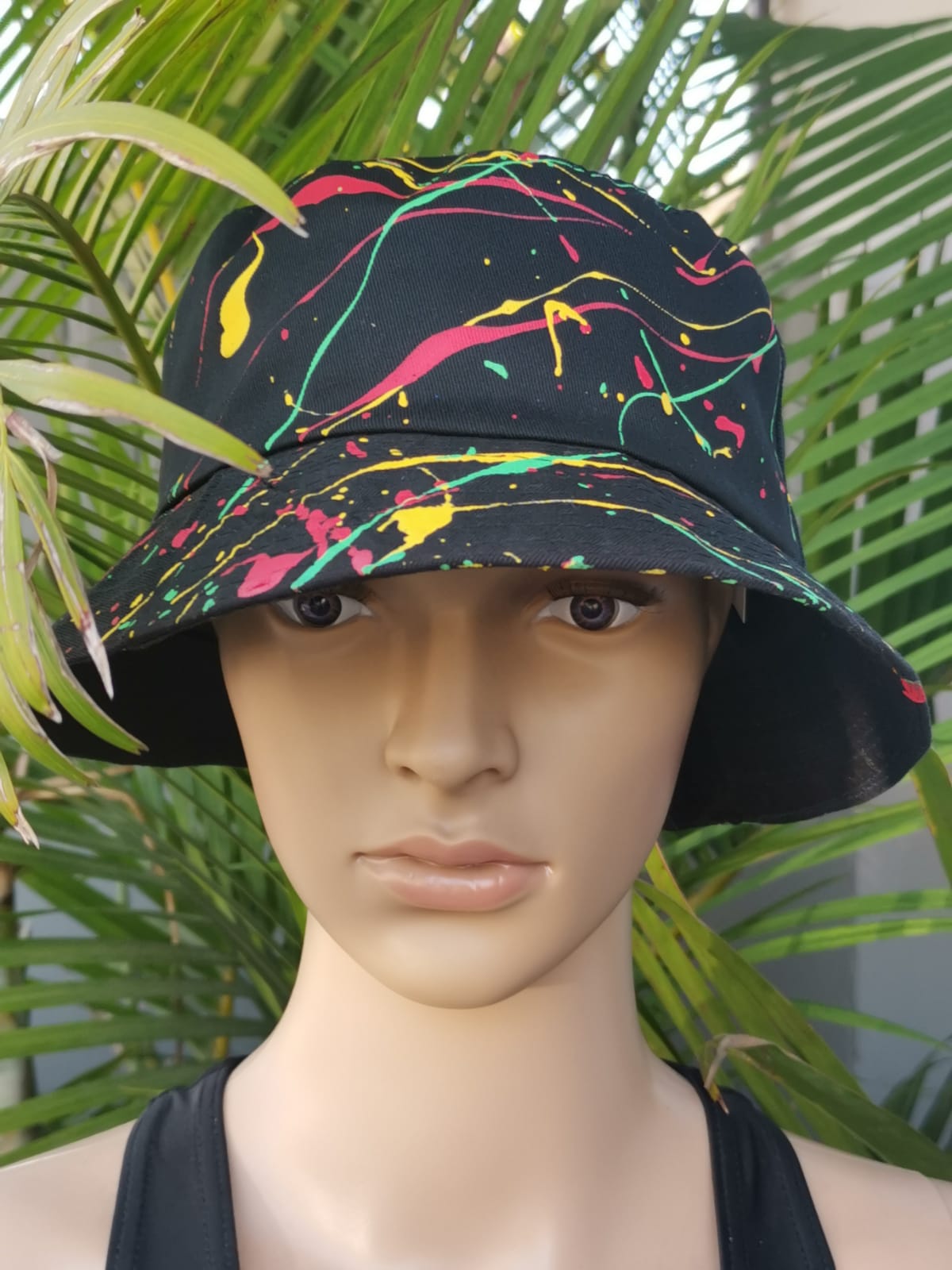 NOM002 Bucket hat