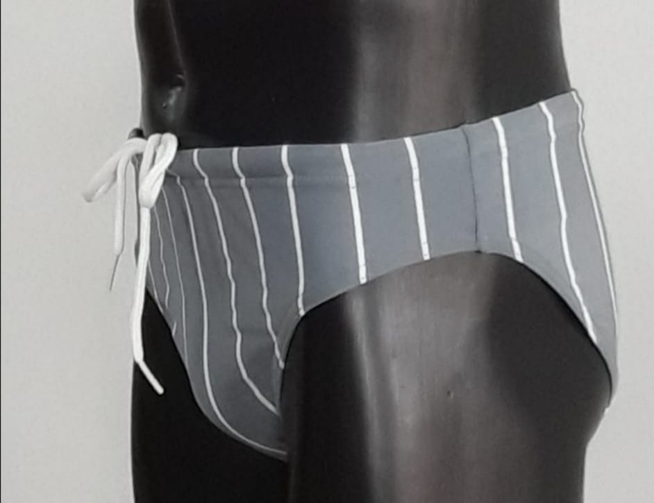 031 Men' s Striped Swimming Brief - End of range clearance